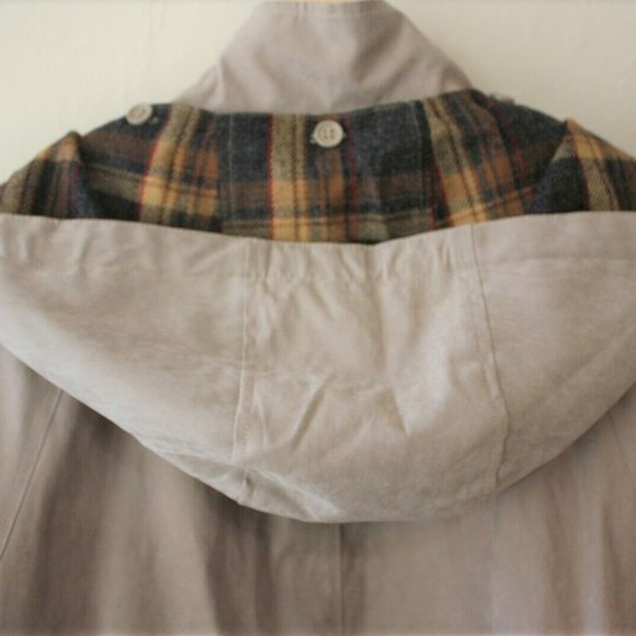 Liz Claiborne Vintage Microfiber Hooded Anorak - Picture 3 of 8